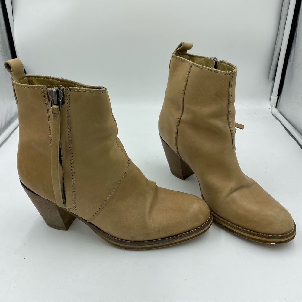 Acne Studios Pistol Ankle Boots Tan Women’s Size 39 Bohochic Western Cowgirl - Picture 1 of 11